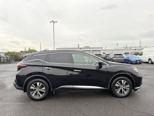 Magnetic Black 2019 Nissan Murano SV
