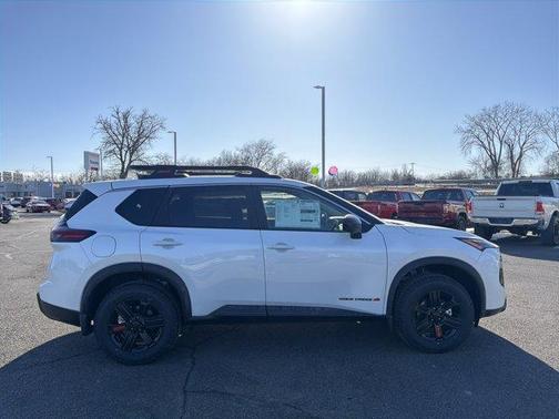 Everest White P 2026 Nissan Rogue Rock Creek