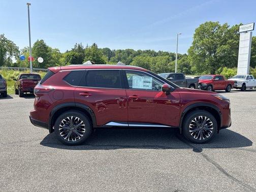 2025 Nissan Rogue Platinum