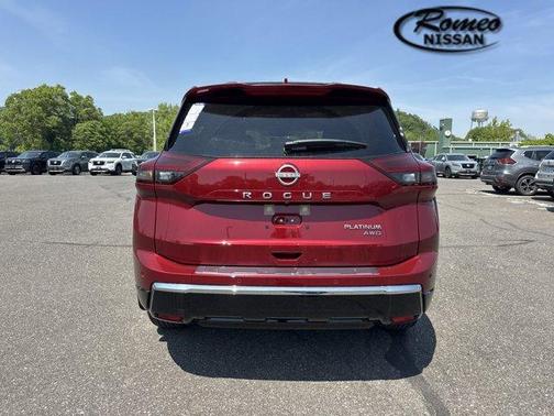 2025 Nissan Rogue Platinum