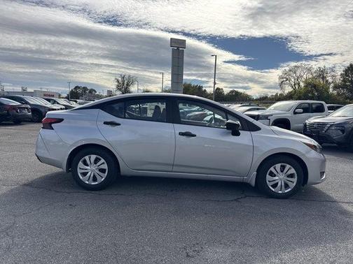 2025 Nissan Versa S