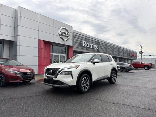 White 2023 Nissan Rogue SV