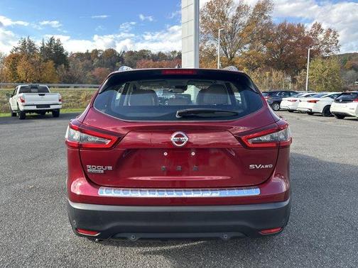 2020 Nissan Rogue Sport SV