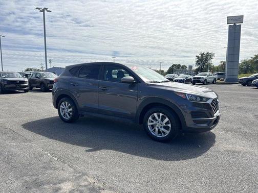 2021 Hyundai TUCSON SE