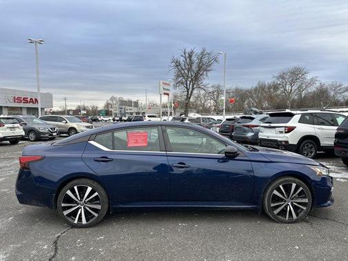 2020 Nissan Altima 2.5 SR