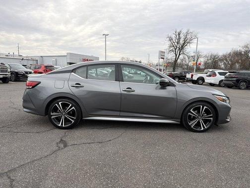 2021 Nissan Sentra SR
