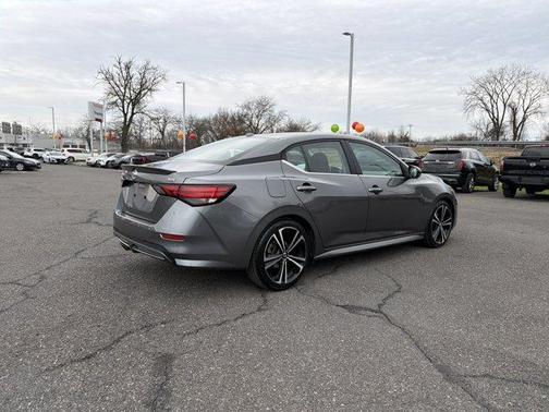 2021 Nissan Sentra SR