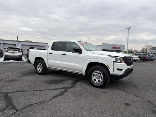 2022 Nissan Frontier S