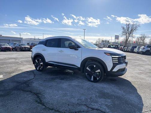 2026 Nissan Kicks SR