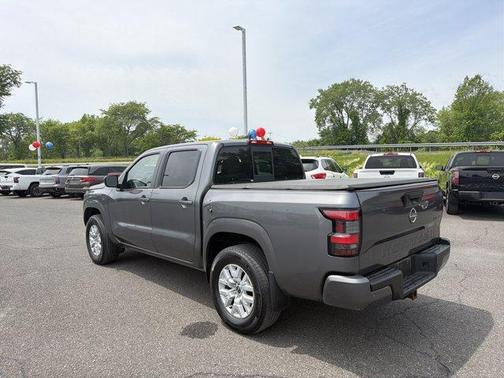 Gun Metallic 2022 Nissan Frontier SV