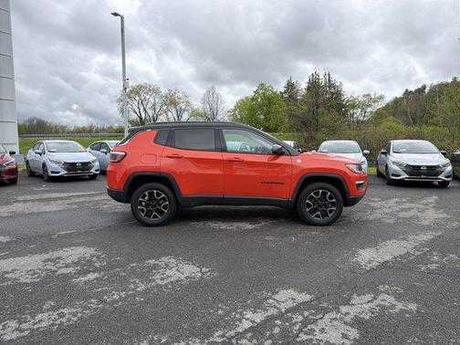 Spitfire Orange Clearcoat 2019 Jeep Compass Trailhawk