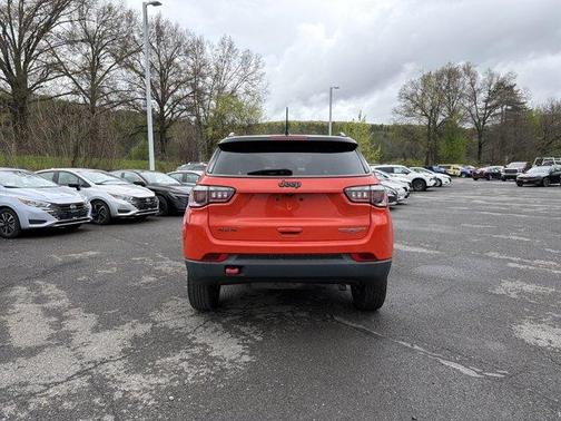 Spitfire Orange Clearcoat 2019 Jeep Compass Trailhawk