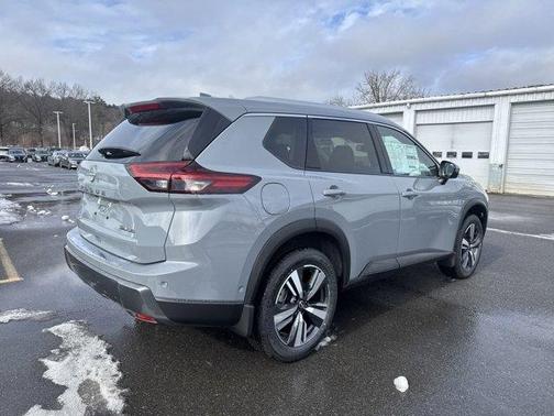 2025 Nissan Rogue SL