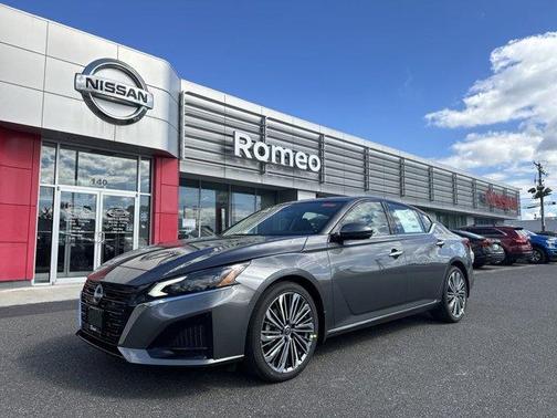 2025 Nissan Altima SL