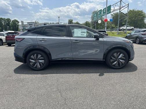 2025 Nissan ARIYA PLATINUM+