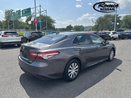 2020 Toyota Camry Hybrid LE