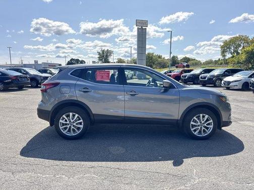 2020 Nissan Rogue Sport S