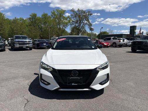 White 2023 Nissan Sentra SR