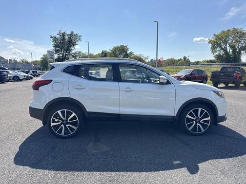 2017 Nissan Rogue Sport SL