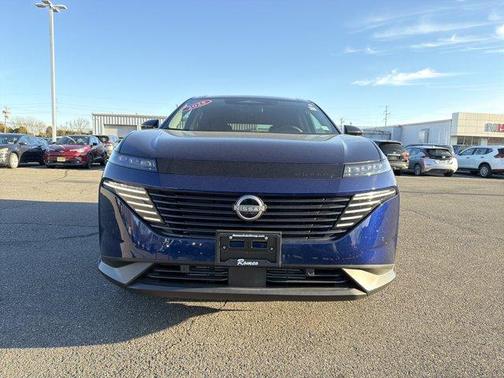 2025 Nissan Murano SV