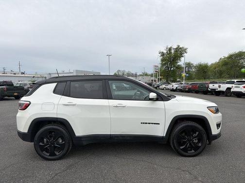 White Clearcoat 2021 Jeep Compass Altitude