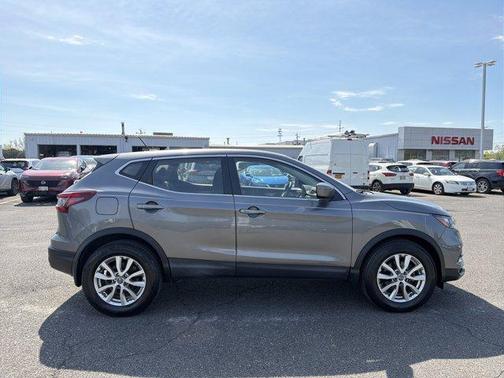 Gun Metallic 2020 Nissan Rogue Sport S