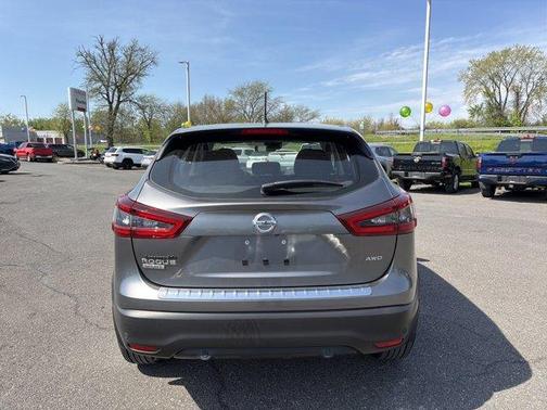 Gun Metallic 2020 Nissan Rogue Sport S