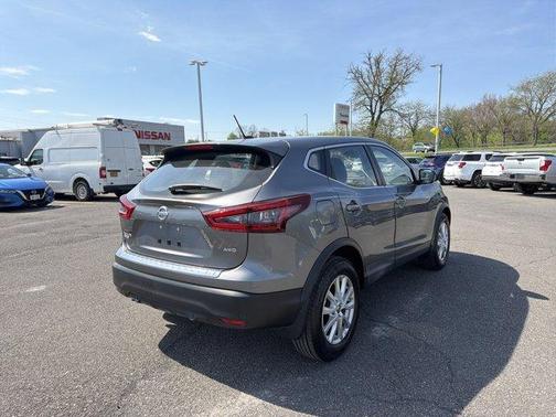 Gun Metallic 2020 Nissan Rogue Sport S