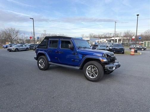 Ocean Blue Metallic 2018 Jeep Wrangler Unlimited Sahara