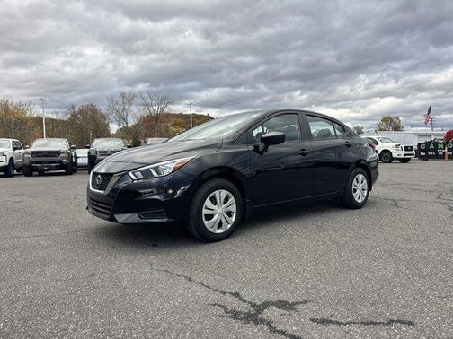 2022 Nissan Versa S