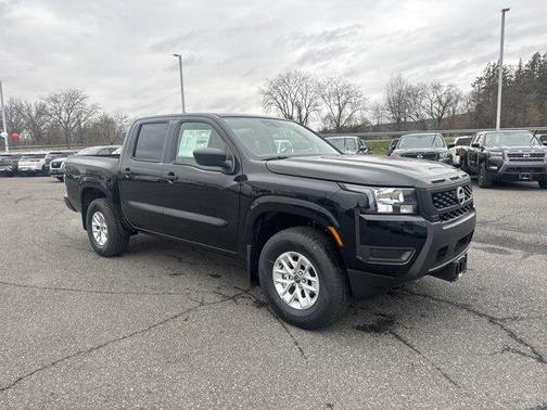 2025 Nissan Frontier S