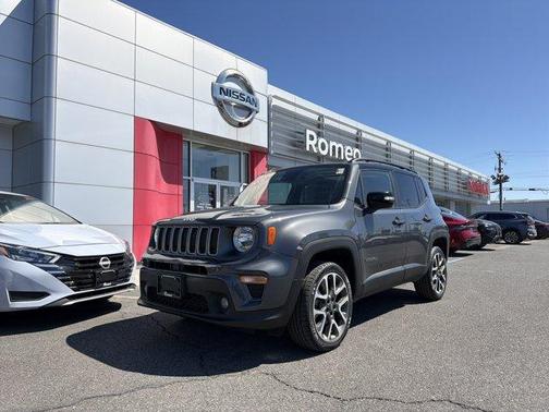 Graphite Gray 2022 Jeep Renegade Limited