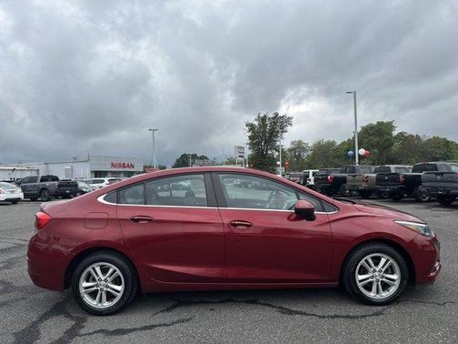 2017 Chevrolet Cruze LT