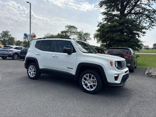 2022 Jeep Renegade Latitude
