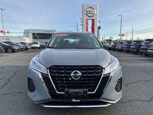 2021 Nissan Kicks SV