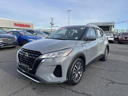 2021 Nissan Kicks SV