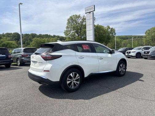 2023 Nissan Murano SV