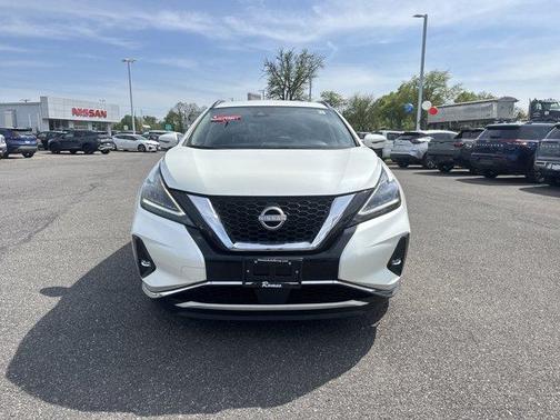 2023 Nissan Murano SV