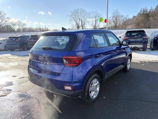 2021 Hyundai VENUE SE