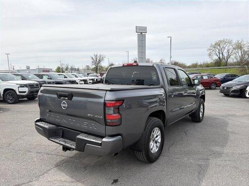 Gun Metallic 2024 Nissan Frontier SV