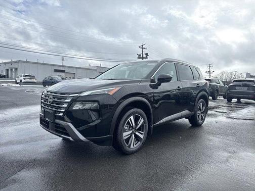 2025 Nissan Rogue SL