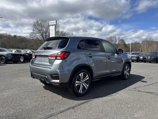 2024 Mitsubishi Outlander Sport 2.0 ES