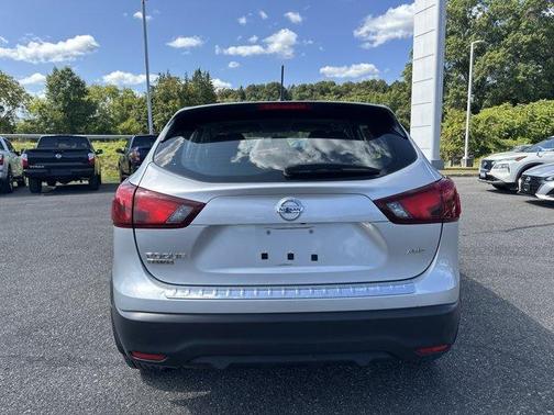2018 Nissan Rogue Sport S