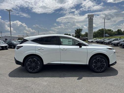 2025 Nissan Murano Platinum