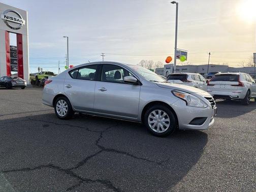 2019 Nissan Versa 1.6 SV