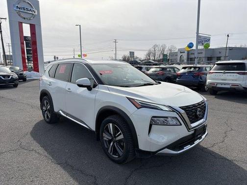 2023 Nissan Rogue Platinum