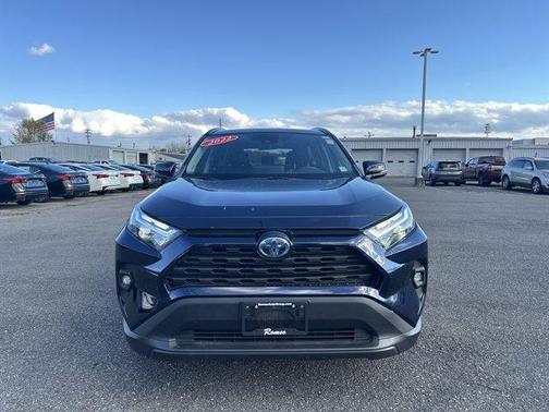 2022 Toyota RAV4 Hybrid XLE Premium