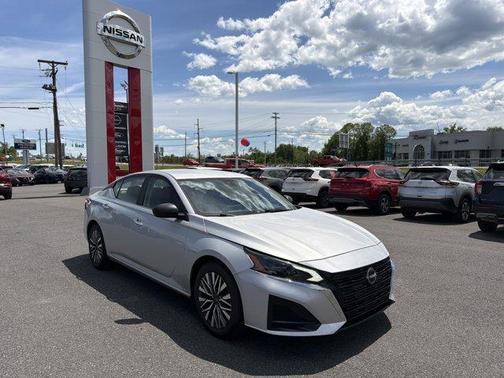 Brilliant Silver Metallic 2024 Nissan Altima 2.5 SV