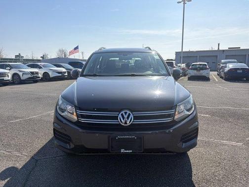 2016 Volkswagen Tiguan S