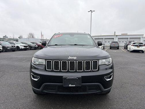 2017 Jeep Grand Cherokee Laredo